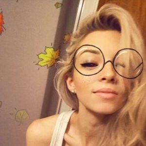 Meet your Posher, Ella